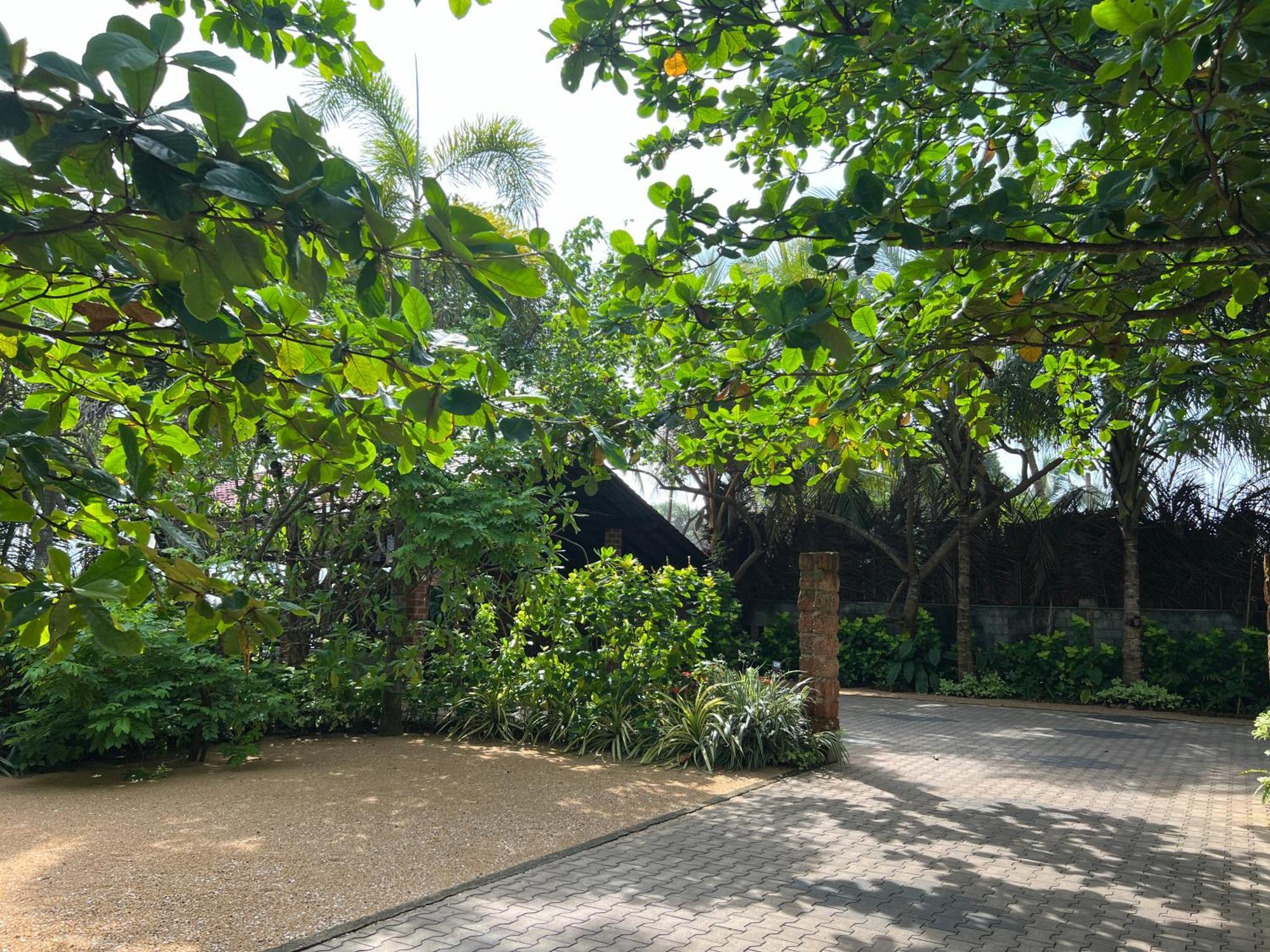 Lohas Beach Resort Villa Kalutara Luaran gambar